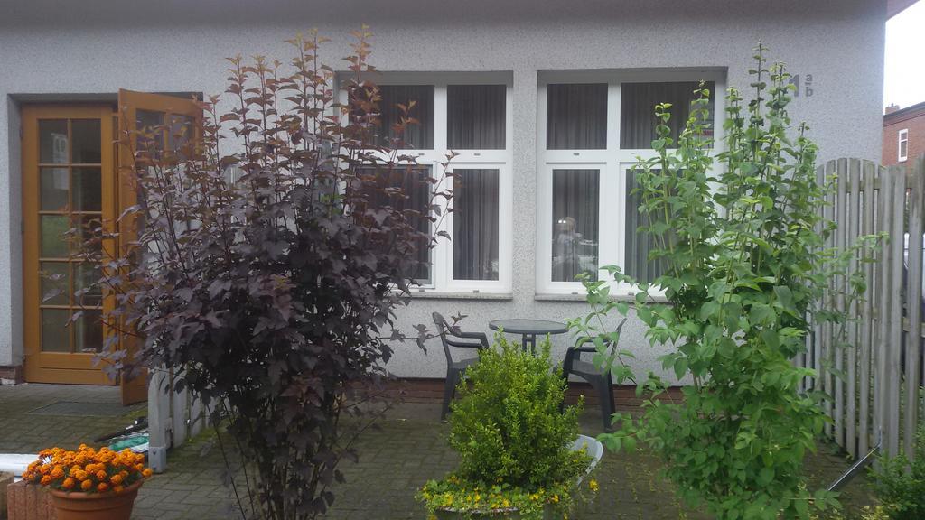 Pension Fuerst Borwin Markgrafenheide Exterior foto